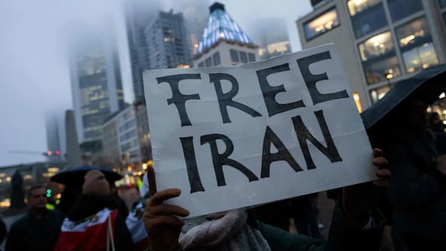 Может ли революция без лидера действительно быть успешной?