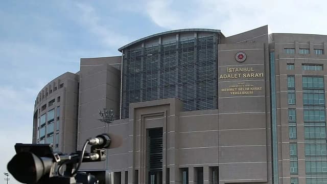 Операция против знаменитостей по делу о наркотиках: Кайнарджа и Мюфтуоглу освобождены