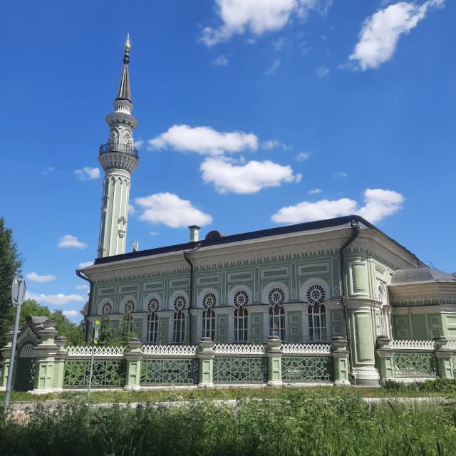 Әҗем мәчете Мечеть
